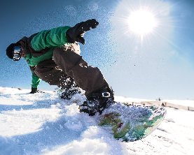 Snowboarder