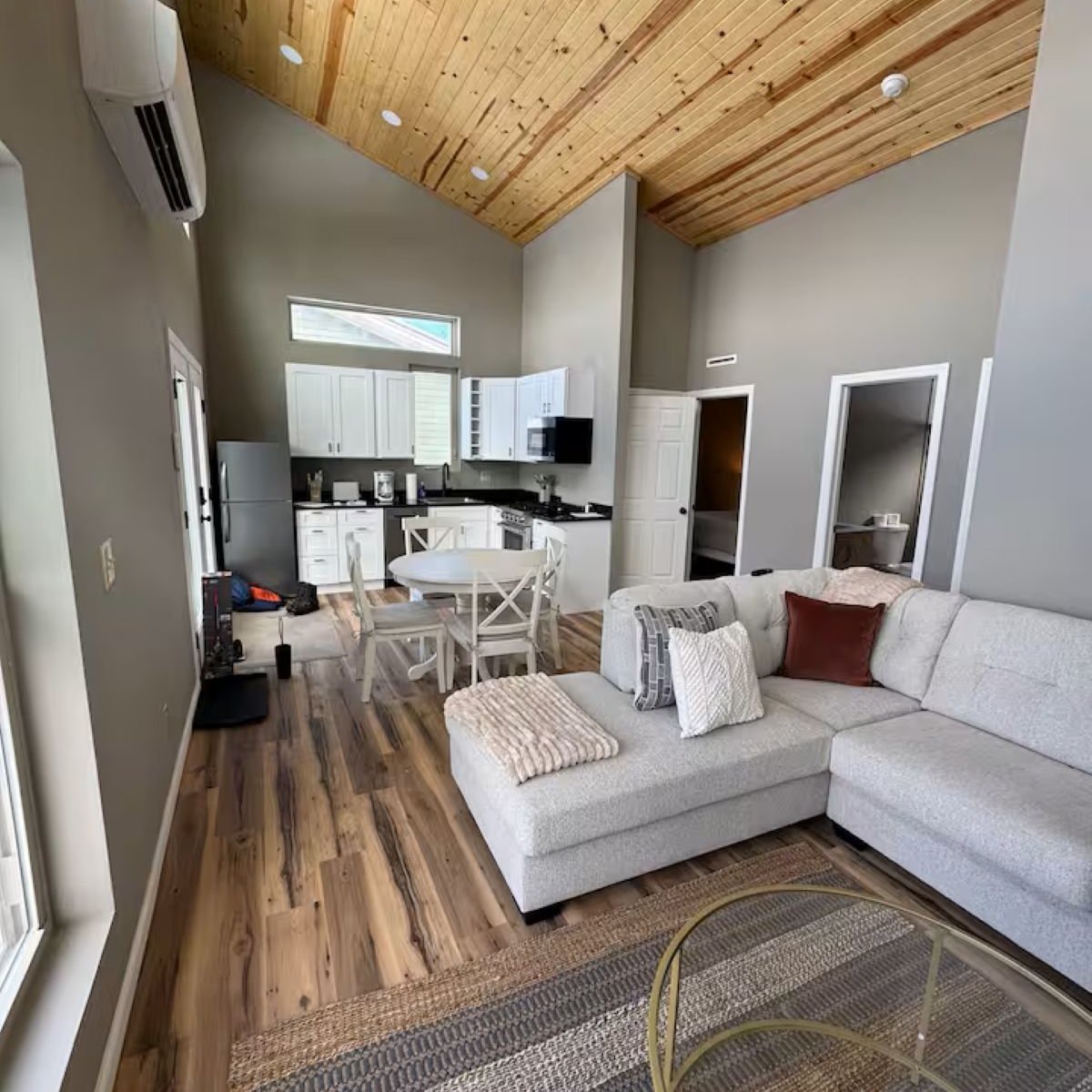 46 Glady Fork Living Room