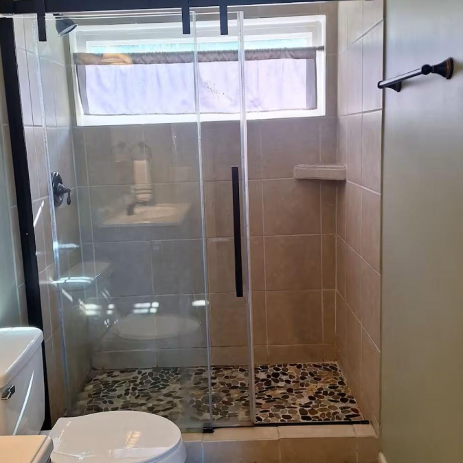 50 Fulton shower